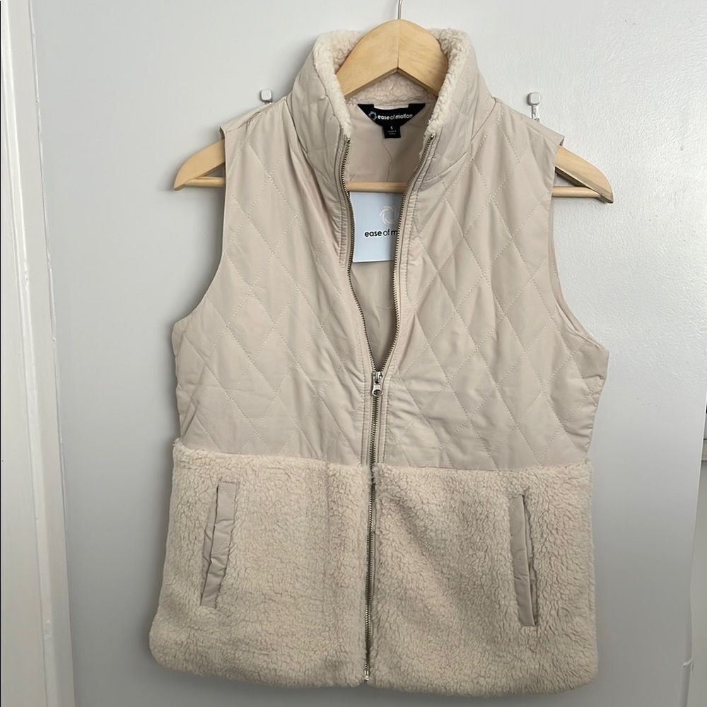 Cream Quilted Vest with Stand-Up Collar size S women